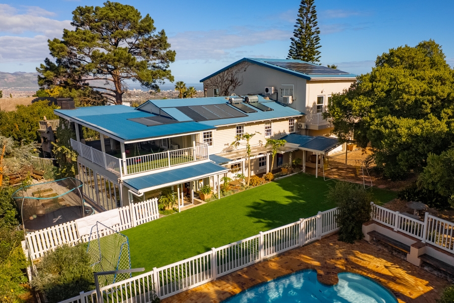 6 Bedroom Property for Sale in La Concorde Western Cape